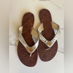 Silver Tory Burch Silver Flat Thong Sandals size 5.5